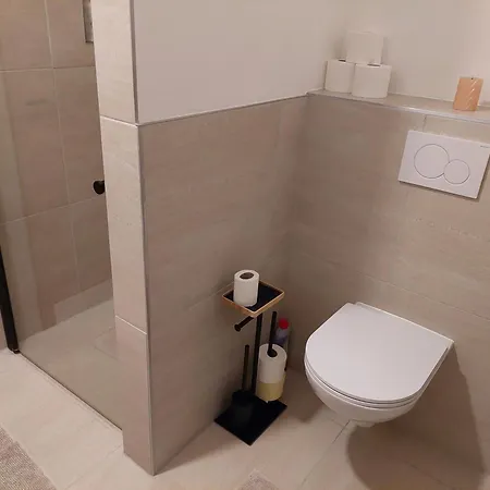 Großes Mit 2 Schlafzimmer Für 4 Personen Apartment *