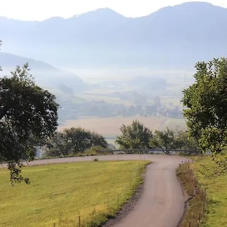 Apartment Großes Mit 2 Schlafzimmer Für 4 Personen *