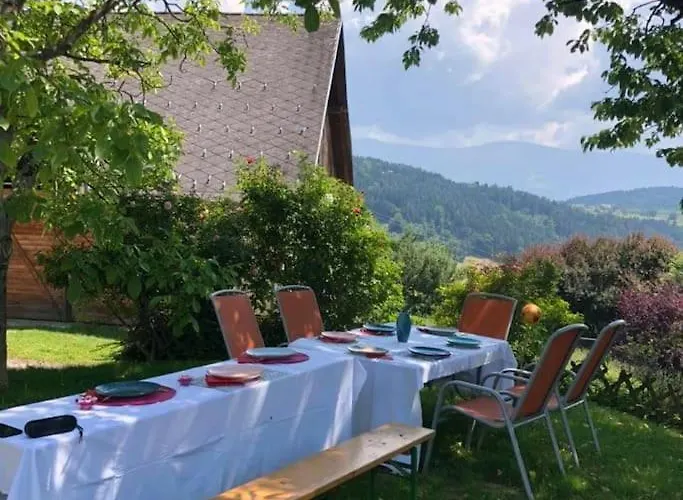 Grosses Mit 2 Schlafzimmer Fuer 4 Personen Apartament Granitztal-Weissenegg