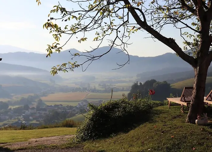 Grosses Mit 2 Schlafzimmer Fuer 4 Personen